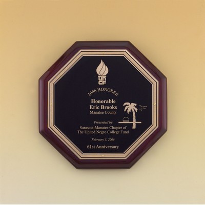 Airflyte Series Octagonal Rosewood Plaque w/ Black Florentine Plate