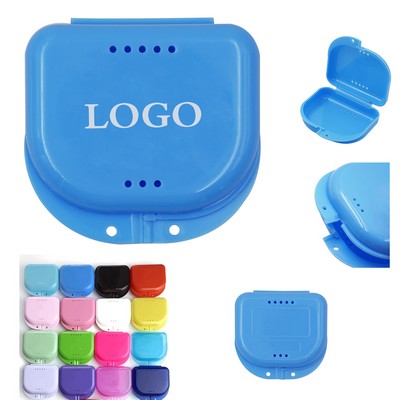 Orthodontic Retainer Case With Vent Holes