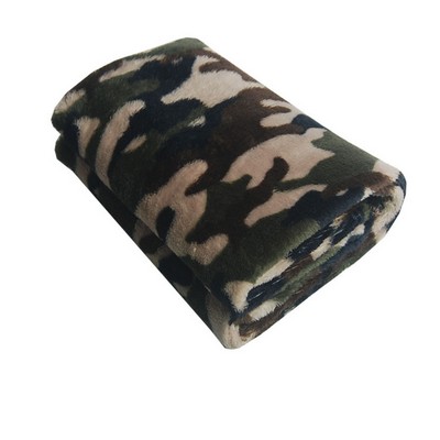 Green Camouflage Pattern Coral Fleece Pet Blanket