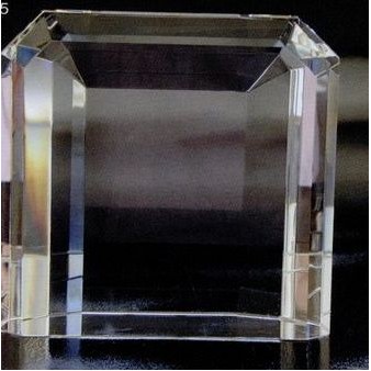 Optic Crystal Faceted Art Award (4½"x4¾"x1½")