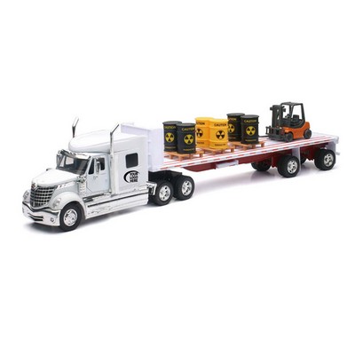 1:32 Scale International Lonestar Flatbed W/ Toxic Barrels & Forklift (u)