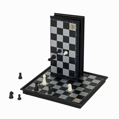 Magnetic Chess Set - Travel Size