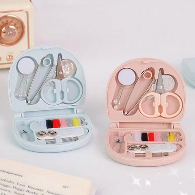 Mini Travel Sewing Kit Mini needle and thread box