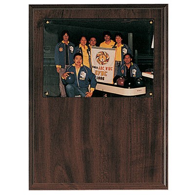 Walnut Finish Plaque w/5"x7" Photo Area (9"x12")