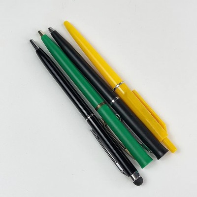 Plastic Pen With Custom Logo