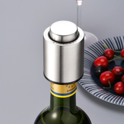 Silver stainless steel wine bottle stopper