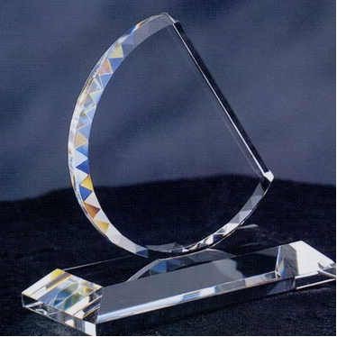 Crystal Sail Award (13/16"x4 3/4"x5")