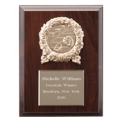 Plaque w/Gold Plate & Metal Wreath Takes Insert (6"x8")