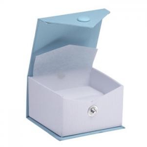 Prim Snap Collection Ring Box (2 1/4"x2 1/8"x1 3/8")