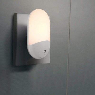 Smart Sensor Plug in Light