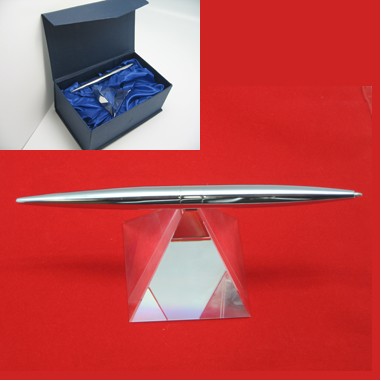 Pyramid Crystal Spinning Pen Set (Clear Base) - Screen Imprint