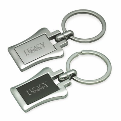 Stylish keychain in polished chrome finish, with mirror-like middle insert