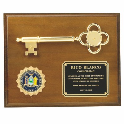 Plaque Walnut Finish w/Metal Key Holds 2" Insert (8"x12")