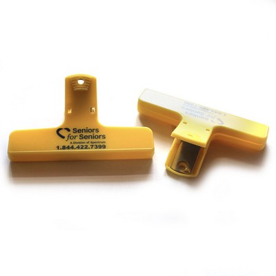 Yellow Plastic Magnetic Kitchen Storage Clip