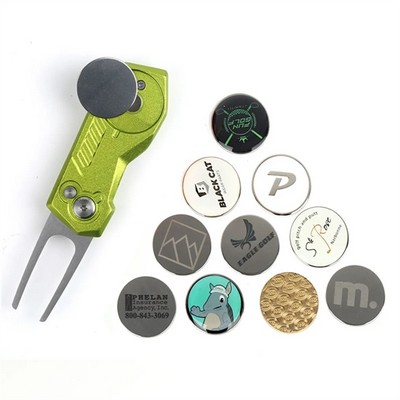 "Golf Divot Tool for Green Repair and Maintenance"