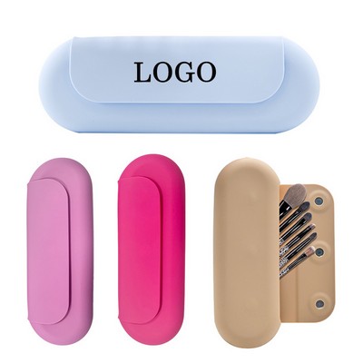 Portable Silicone Makeup Brush Holder with Magnetic Closure