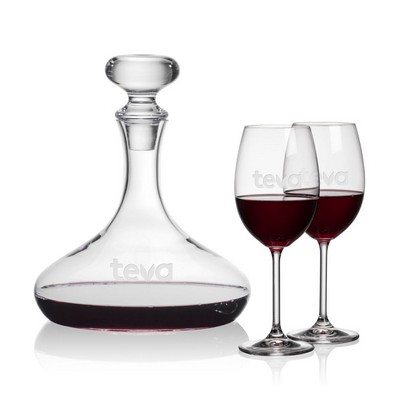 Stratford Decanter & 2 Blyth Wine