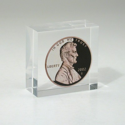 Square Lucite® Embedment Award (2" x 2" x 1")