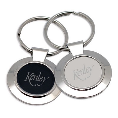 Round keychain in polished chrome finish, with mirror-like middle insert