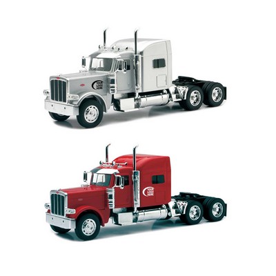 1:32 Scale Peterbilt® 389 Cab