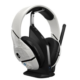 White/ Black PLYR 1 Gaming Headphones