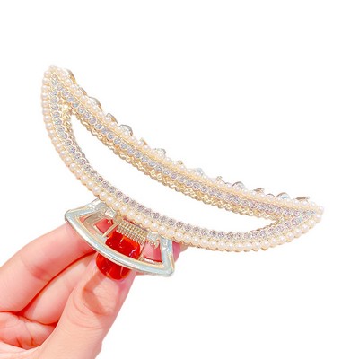 Attractive Pearl Moon Jaw Clip For Women